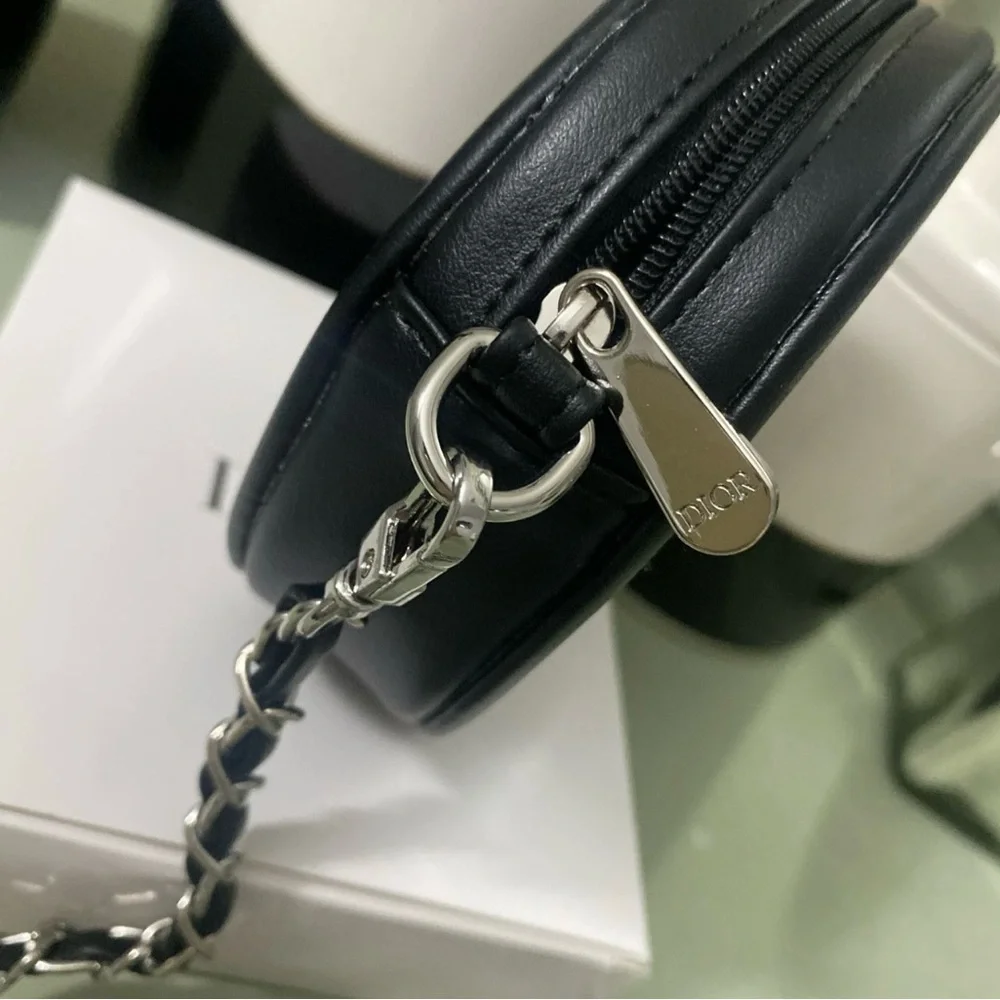 Dior Authentic beauty VIP black and silver long straps vanity beauty small bag - Picture 5 of 6